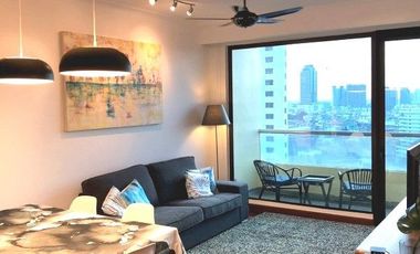 For rent 2 bedrooms condo in Khlong San, Bangkok