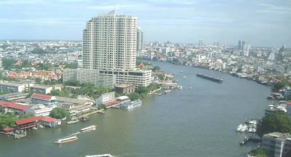 For rent 2 bedrooms condo in Khlong San, Bangkok