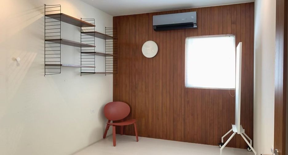 Casa adosada en venta de 4 habitaciones en Saphan Sung, Bangkok
