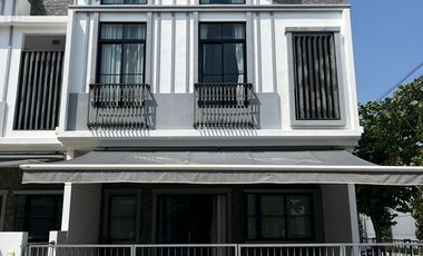 Reihenhaus zur Miete mit 3 Zimmer in Bang Phli, Samut Prakan