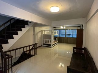 出租 3 卧室 联排别墅 在 Chatuchak, 曼谷
