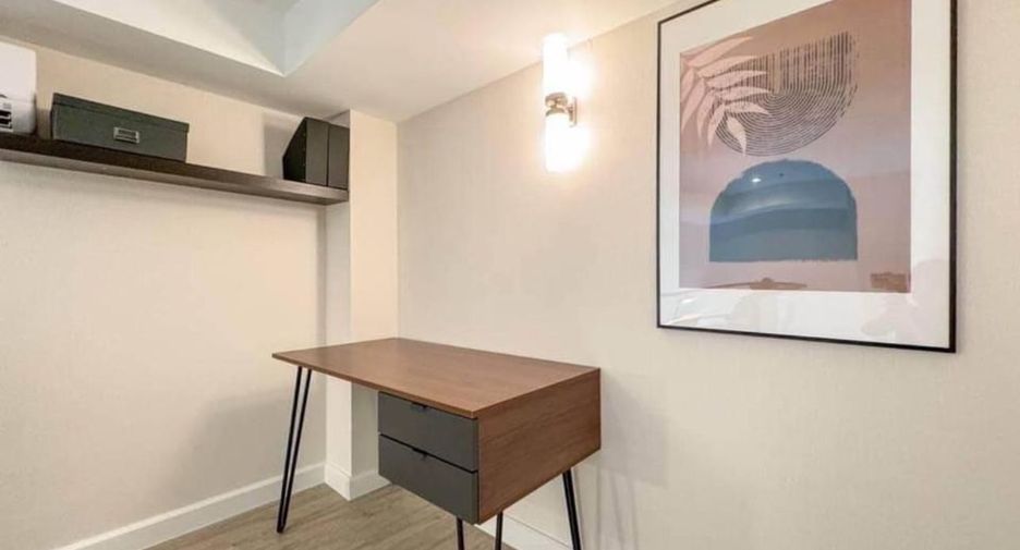 For rent 2 bedrooms condo in Bang Na, Bangkok