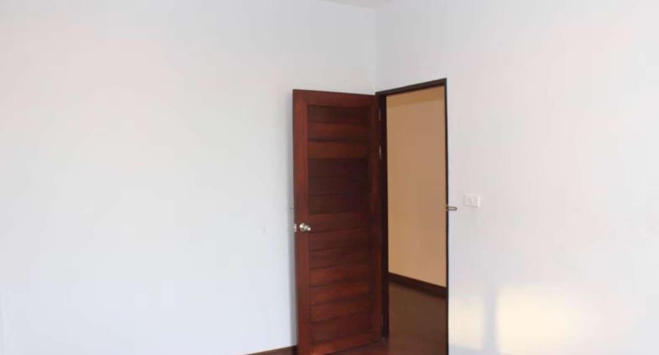 Casa adosada en alquiler de 4 habitaciones en Phaya Thai, Bangkok