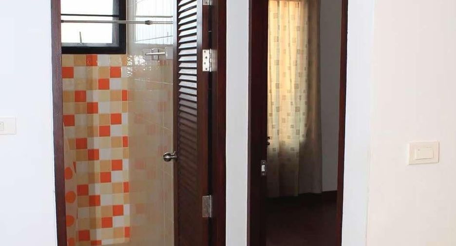 Casa adosada en alquiler de 4 habitaciones en Phaya Thai, Bangkok