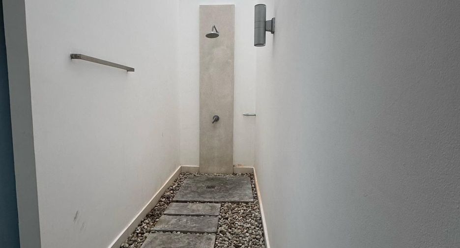 For sale 3 bedrooms condo in Mueang Phuket, Phuket