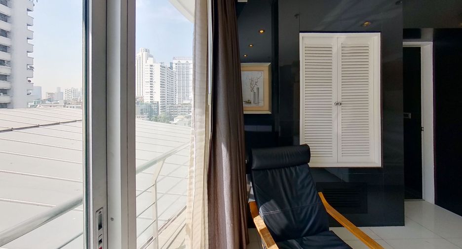 For sale and for rent 2 bedrooms condo in Watthana, Bangkok