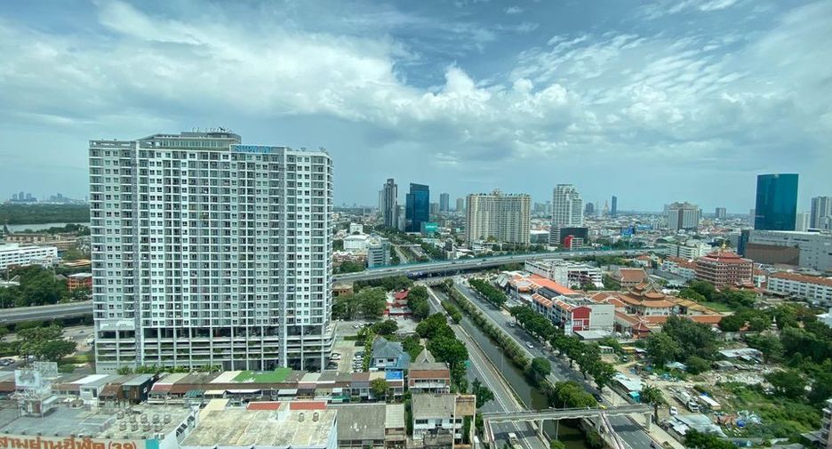 Condo en alquiler de 2 habitaciones en Yan Nawa, Bangkok