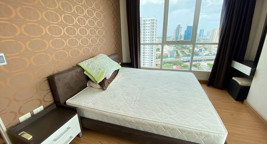 Condo en alquiler de 2 habitaciones en Yan Nawa, Bangkok
