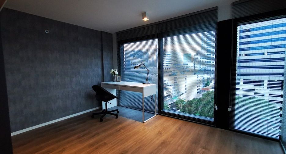 For rent 2 bedrooms condo in Sathon, Bangkok