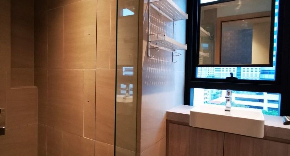For rent 2 bedrooms condo in Sathon, Bangkok
