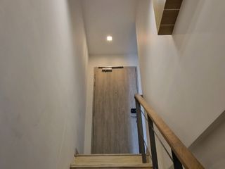 Wohnung zur Miete mit 1 Zimmer in Huai Khwang, Bangkok