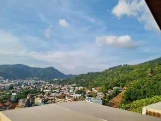 Casa adosada en alquiler de 2 habitaciones en Kathu, Phuket