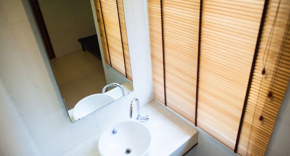 For rent studio apartment in Sathon, Bangkok