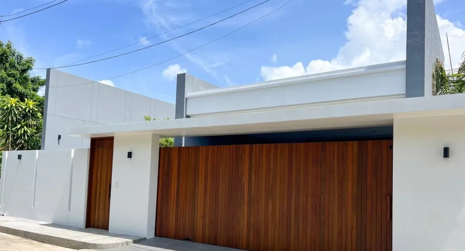 ขาย และ ให้เช่า 3 ห้องนอน วิลล่า ใน เมืองภูเก็ต, ภูเก็ต
