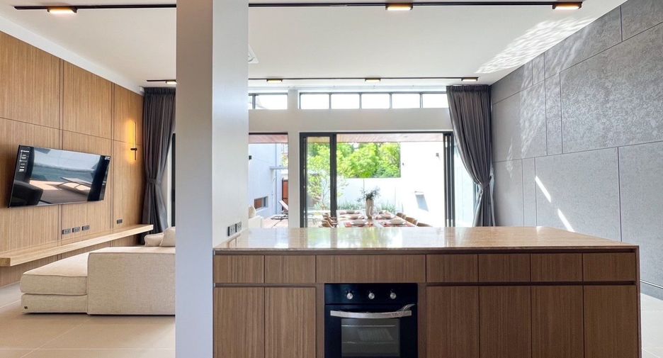 Villa zum Kauf und zur Miete mit 3 Zimmer in Mueang Phuket, Phuket