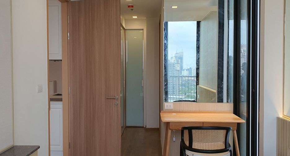For rent 1 bed condo in Watthana, Bangkok