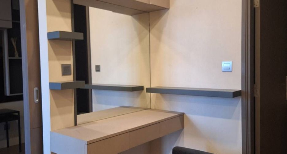 For rent 1 bed condo in Bang Rak, Bangkok