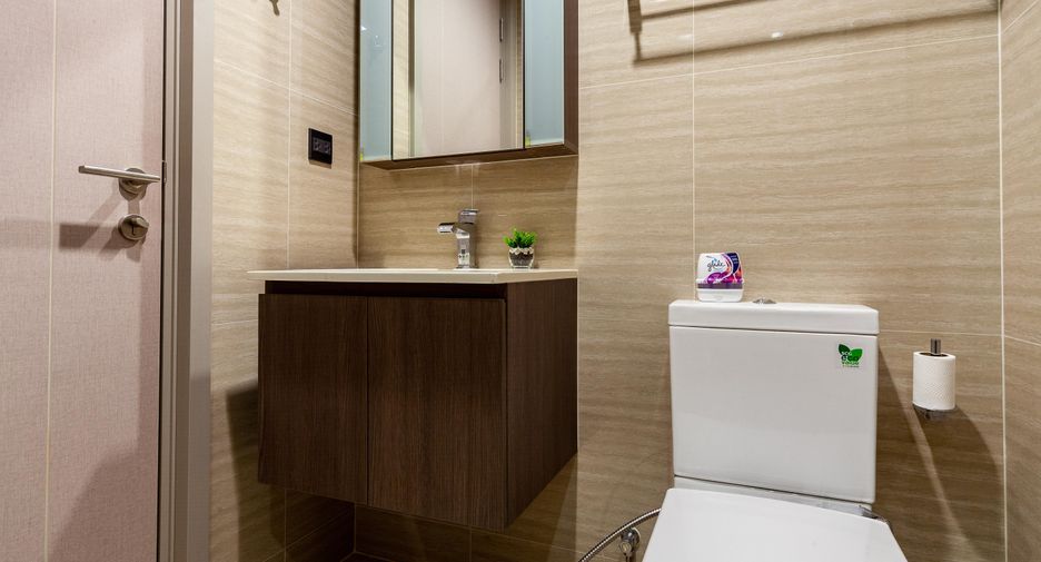 For sale 1 bed condo in Huai Khwang, Bangkok