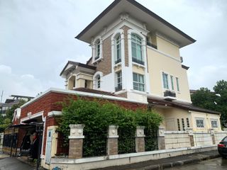 Продажа 3 спальни дом в Чатучак, Бангкок