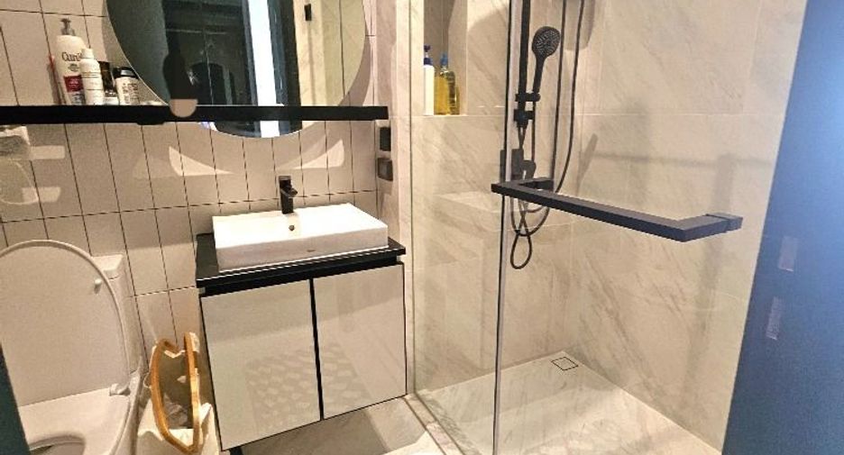 For sale 2 bedrooms condo in Khlong San, Bangkok