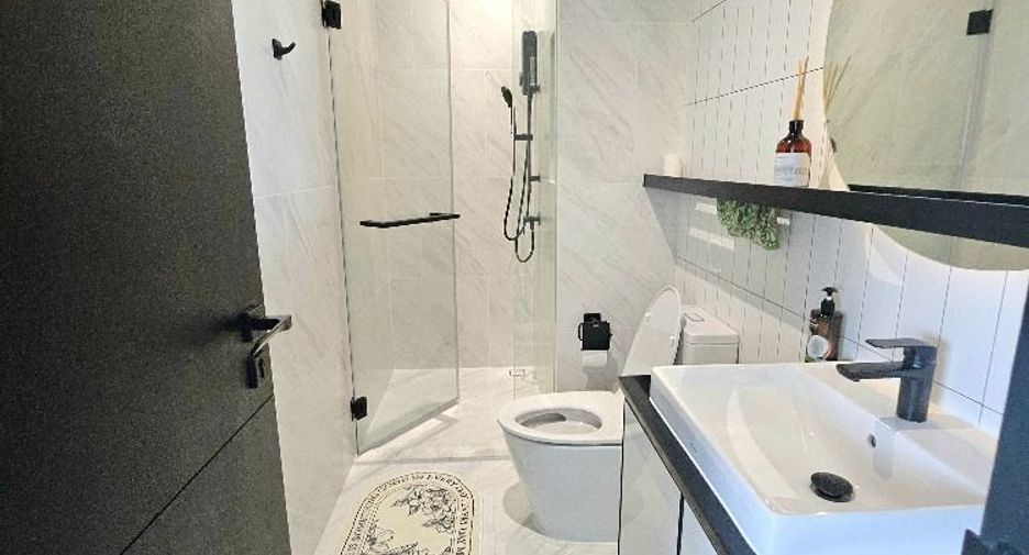 For sale 2 bedrooms condo in Khlong San, Bangkok