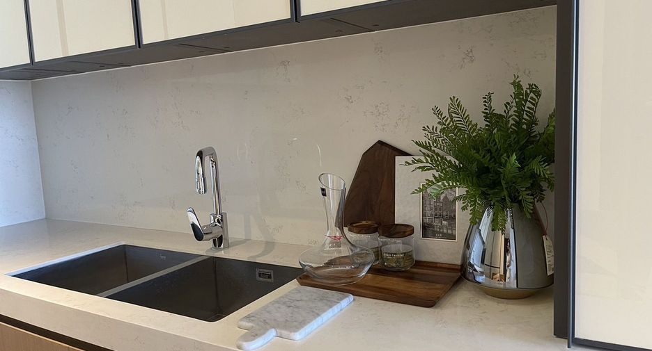 Condo en venta y en alquiler de 2 habitaciones en Khlong Toei, Bangkok