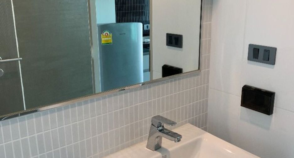 For rent 1 bed condo in Phra Khanong, Bangkok