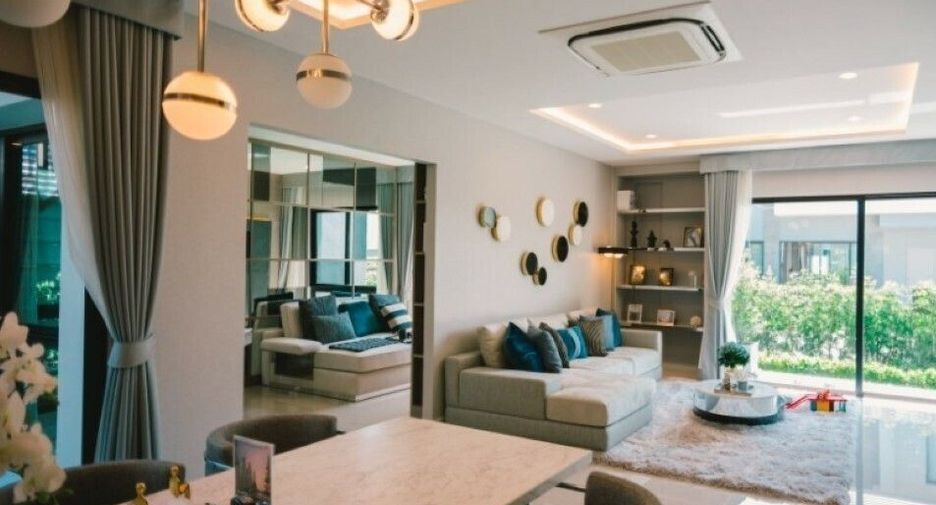 For sale 4 bedrooms house in Lak Si, Bangkok