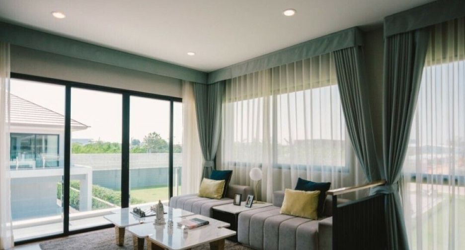 For sale 4 bedrooms house in Lak Si, Bangkok