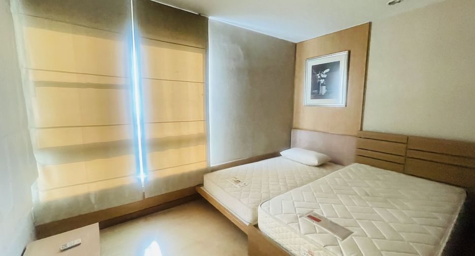 For sale 2 bedrooms condo in Watthana, Bangkok