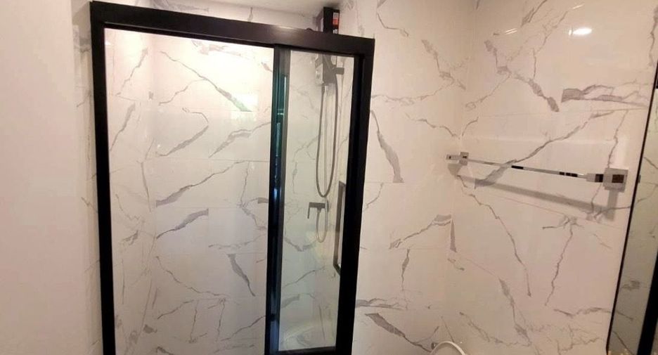 For rent studio condo in Din Daeng, Bangkok