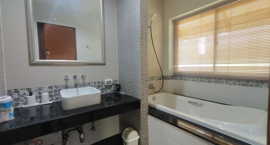 For rent 3 bedrooms house in Thalang, Phuket