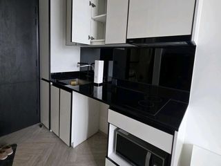 Condo en alquiler de 1 habitaciones en Khlong San, Bangkok