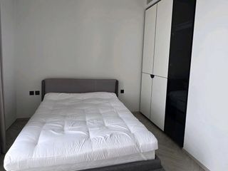 Condo en alquiler de 1 habitaciones en Khlong San, Bangkok