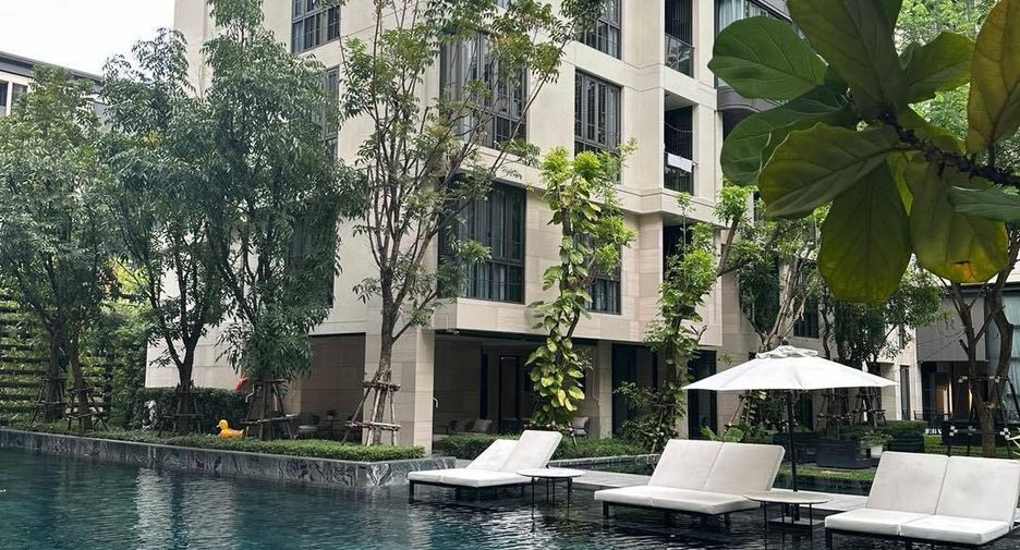 For sale 2 bedrooms condo in Watthana, Bangkok