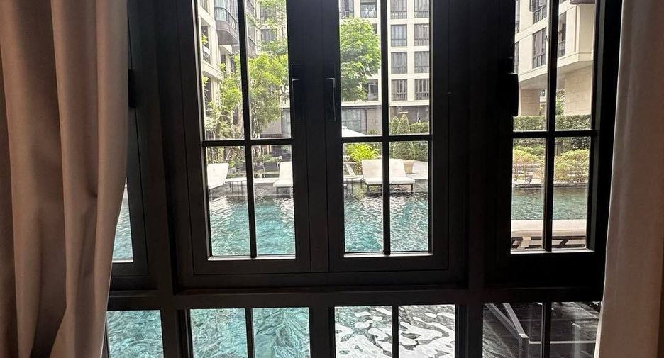 For sale 2 bedrooms condo in Watthana, Bangkok