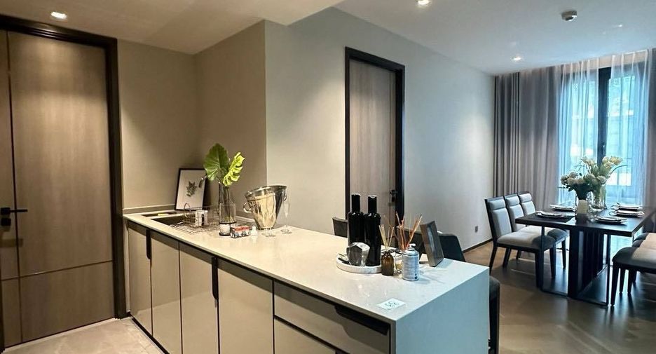 For sale 2 bedrooms condo in Watthana, Bangkok