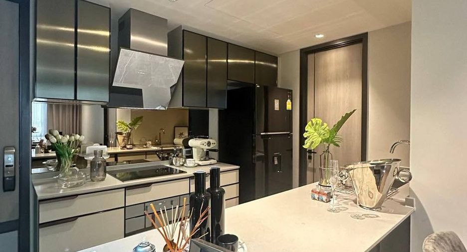 For sale 2 bedrooms condo in Watthana, Bangkok