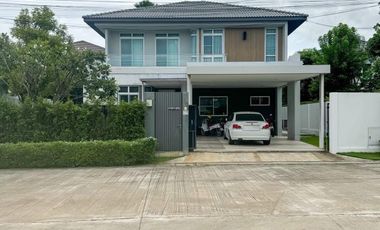 Haus zum Kauf mit 4 Zimmer in Mueang Phuket, Phuket