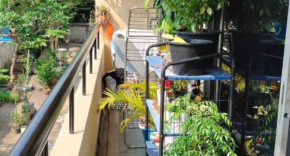 Продажа 2 спальни кондо в Рат Бурана, Бангкок