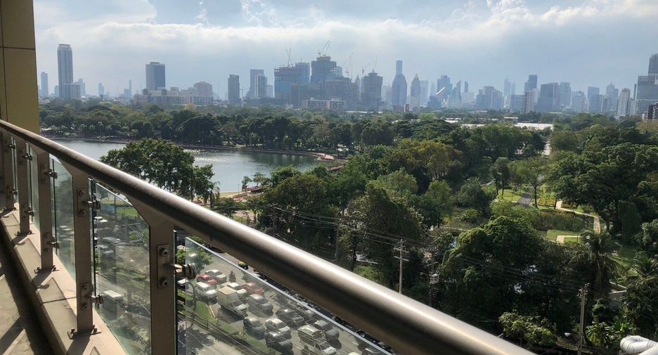 出售 2 卧室 公寓 在 Khlong Toei, 曼谷