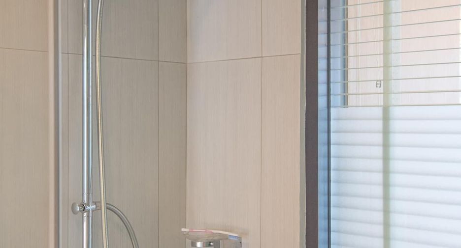 For sale 1 bed condo in Khlong Toei, Bangkok