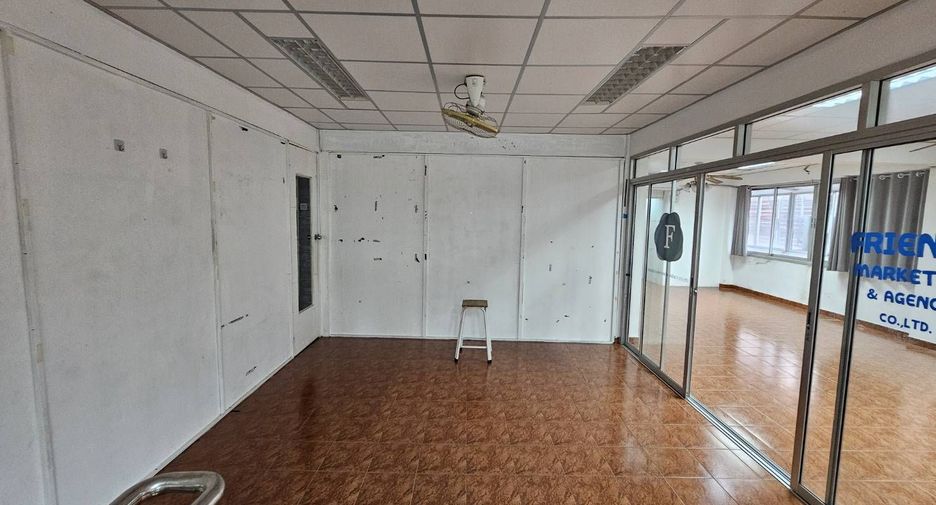 Oficina en alquiler en Chatuchak, Bangkok