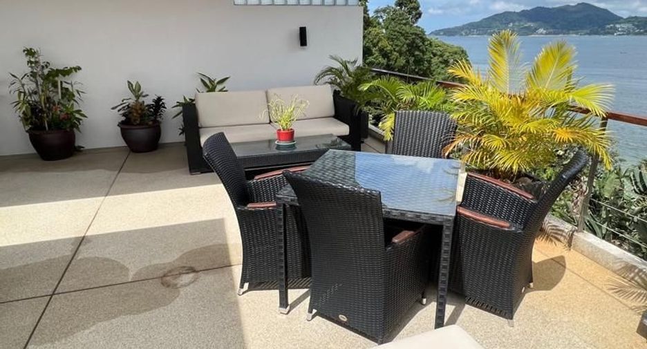 For sale 3 bedrooms villa in Kathu, Phuket