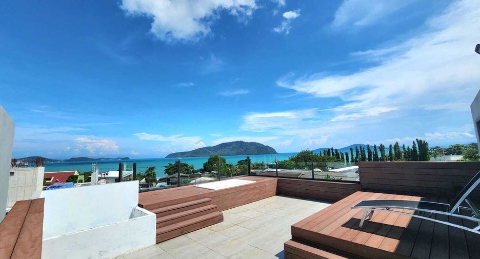 For rent 4 bedrooms townhouse in Mueang Phuket, Phuket