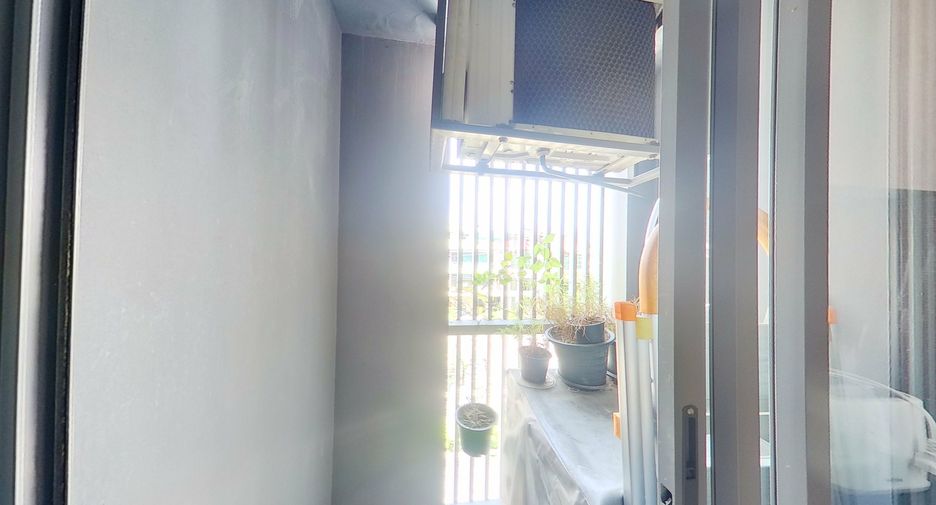 For sale 1 bed condo in Phra Khanong, Bangkok