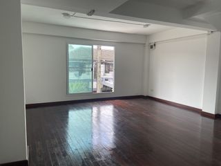 For rent 5 bedrooms townhouse in Bang Na, Bangkok
