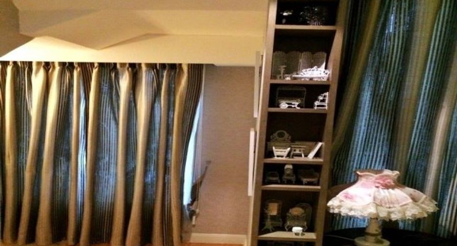 For sale 3 bedrooms townhouse in Bang Khen, Bangkok