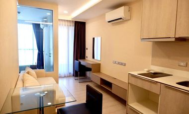 À vendre 1 chambre condo à Khlong Toei, Bangkok