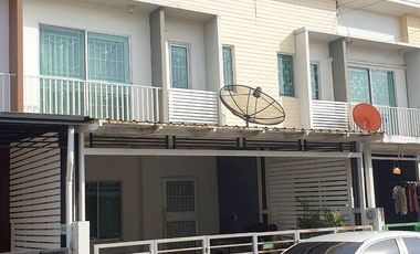 For sale 3 bedrooms townhouse in Min Buri, Bangkok